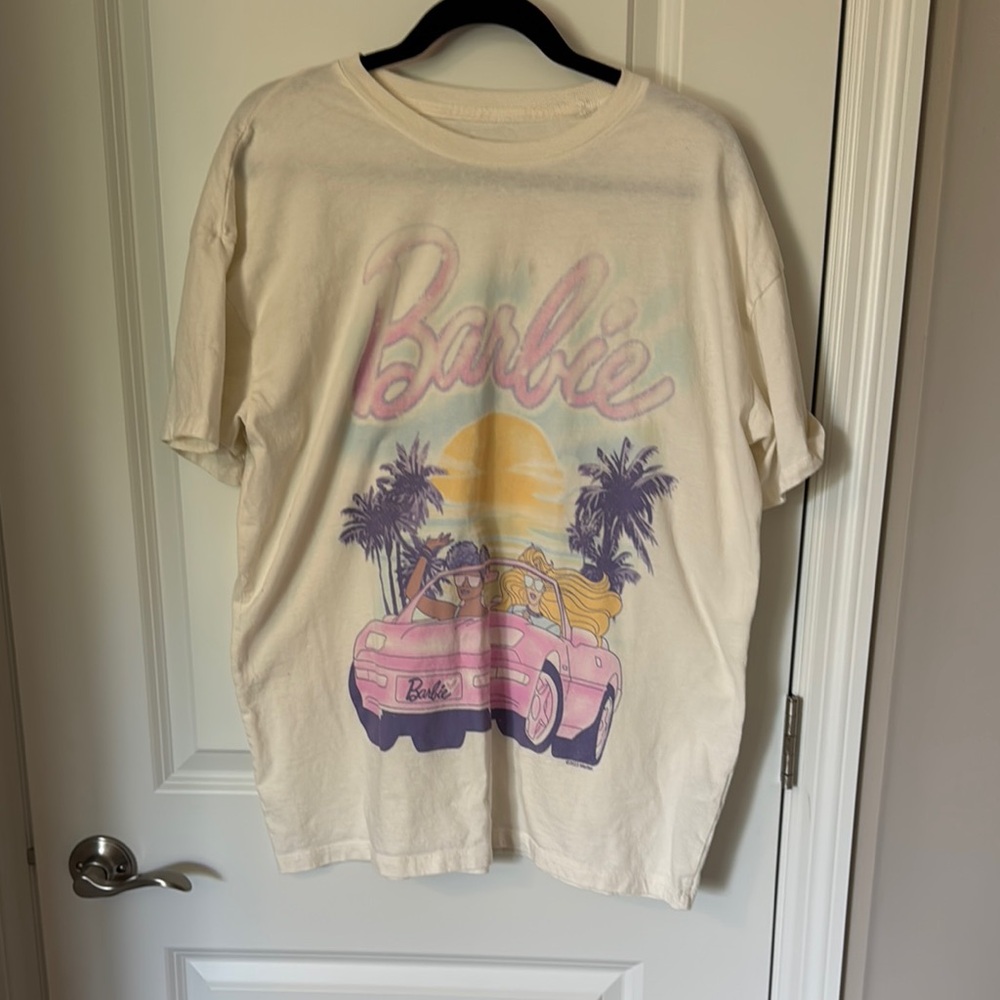 Modern Hollister Barbie Cream and Pink Short Sleeve Tee with Graphic Design